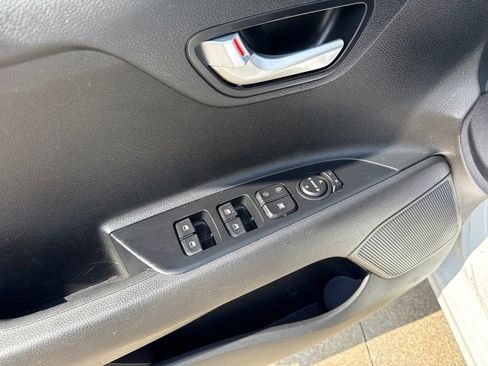 Used 2022 Kia Rio LX FWD image 21