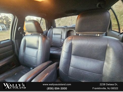 Used 2003 Ford Crown Victoria LX image 7