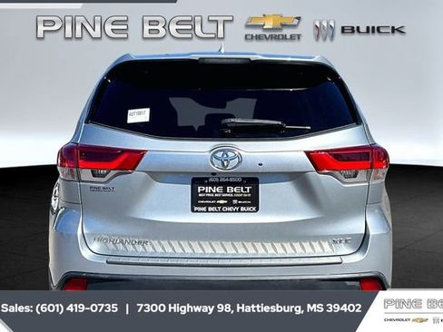 Used 2018 Toyota Highlander XLE image 4