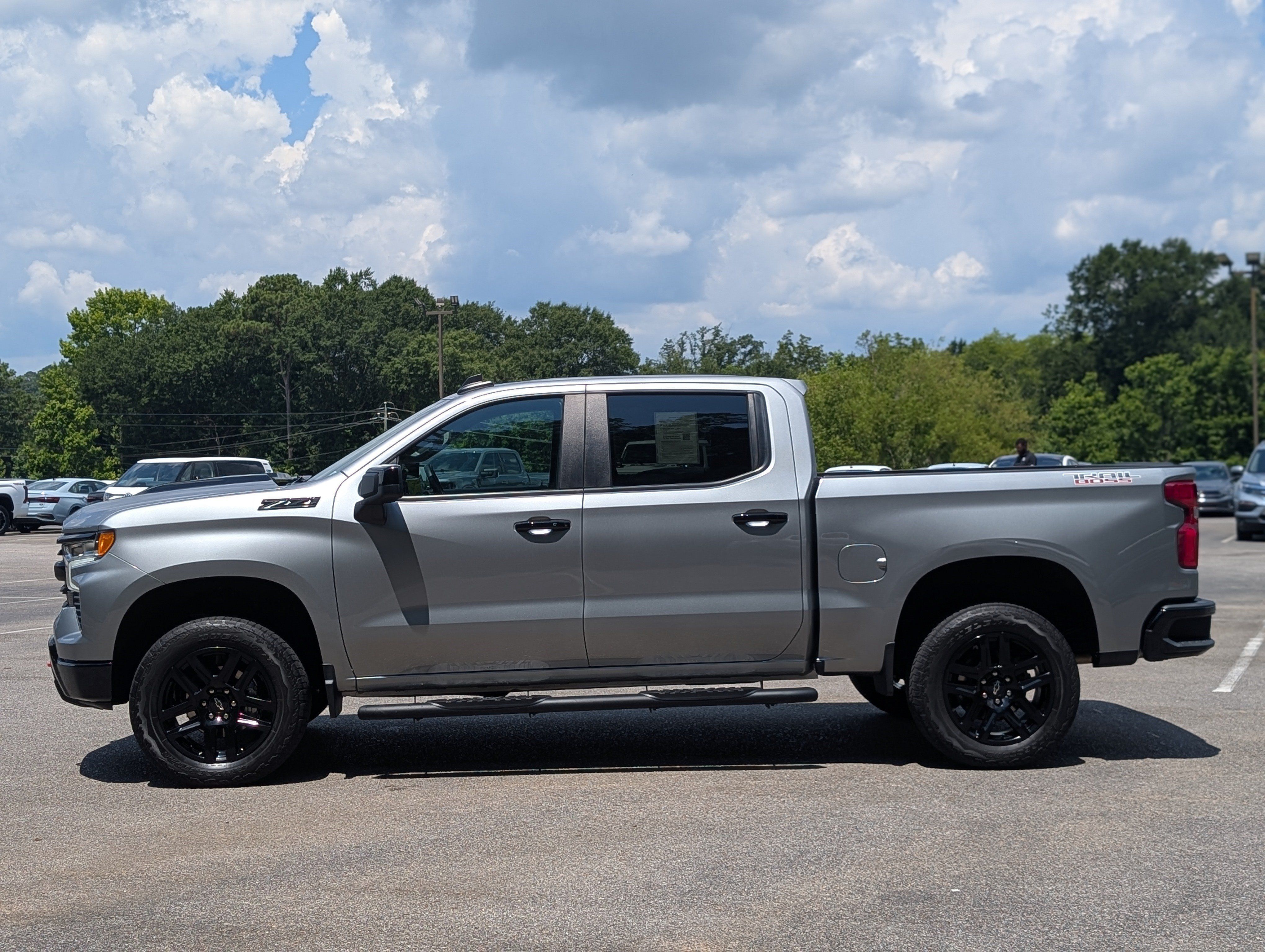 Used 2023 Chevrolet Silverado 1500 LT Trail Boss w/ Protection Package AWD/4WD image 6
