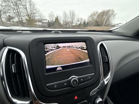 Certified 2020 Chevrolet Equinox LS w/ LS Convenience Package image 20