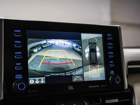 Certified 2021 Toyota RAV4 Limited FWD image 27