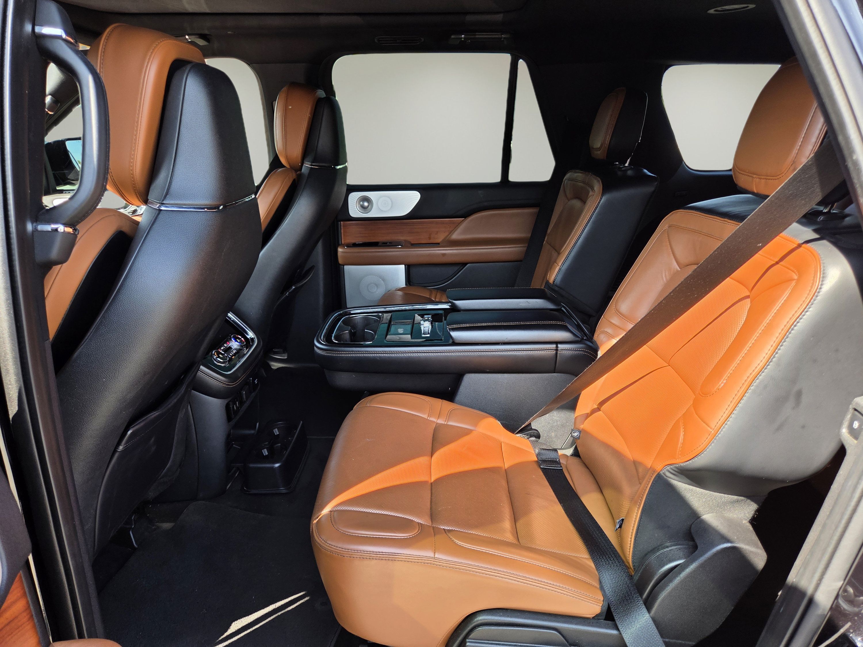 Used 2019 Lincoln Navigator L Reserve AWD/4WD image 11