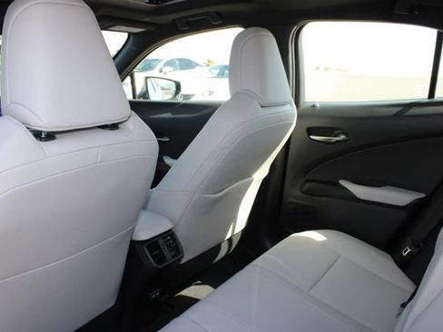 Used 2023 Lexus UX 250h FWD w/ Accessory Package (Z2) image 9