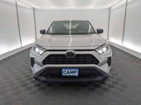 Used 2024 Toyota RAV4 LE AWD/4WD image 9