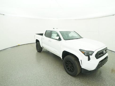 New 2025 Toyota Tacoma SR5 image 93