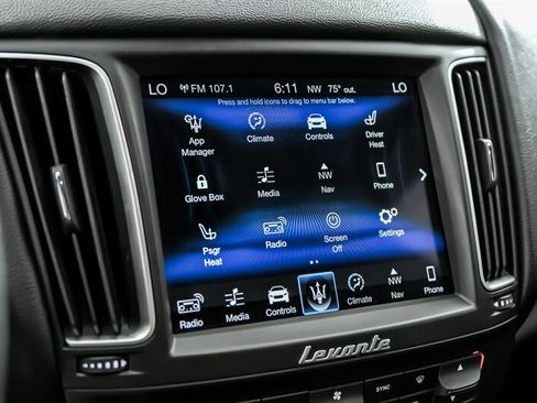 Used 2018 Maserati Levante image 30