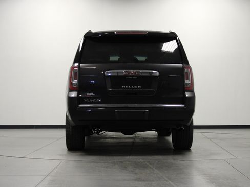 Used 2018 GMC Yukon Denali w/ Denali Ultimate Package AWD/4WD image 5