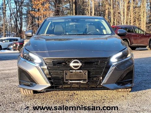 New 2025 Nissan Altima 2.5 SL image 2