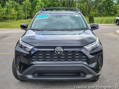 Used 2022 Toyota RAV4 XLE FWD image 4