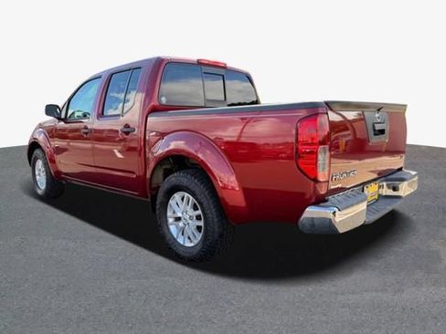 Used 2019 Nissan Frontier SV RWD image 3
