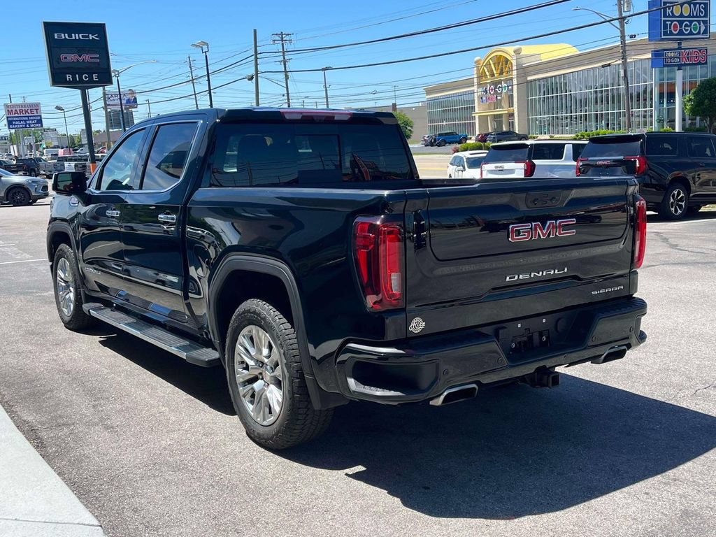 Used 2024 GMC Sierra 1500 Denali w/ Technology Package AWD/4WD image 5