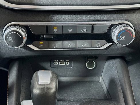 Used 2022 Nissan Altima 2.5 SR image 16