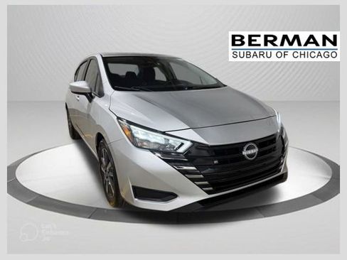 Used 2025 Nissan Versa SV FWD image 1