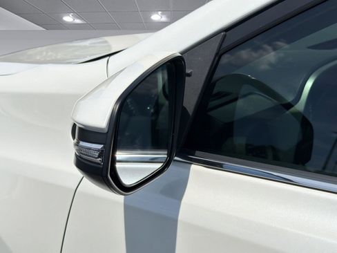 Used 2015 Toyota RAV4 Limited FWD image 21