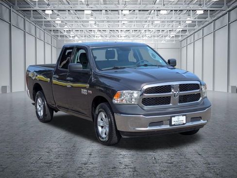 Used 2017 RAM 1500 ST w/ SXT Appearance Group AWD/4WD image 7