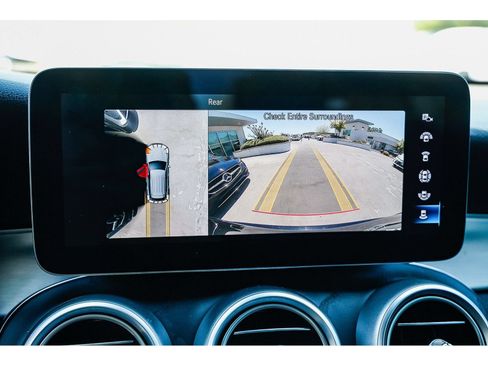 Certified 2022 Mercedes-Benz GLC 300 image 24