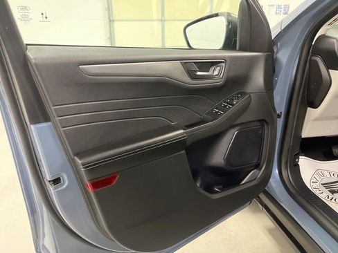 Used 2024 Ford Escape Active image 13