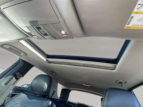Used 2014 Mercedes-Benz ML 350 4MATIC image 28