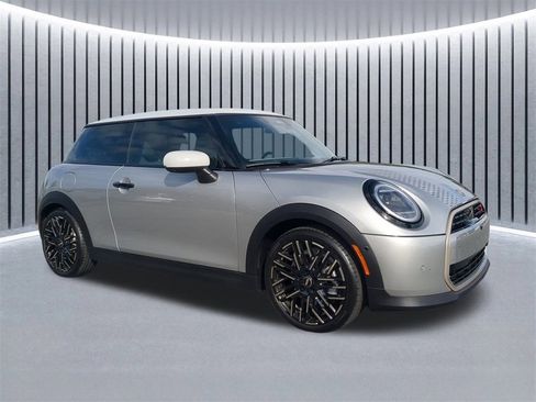 Used 2025 MINI Cooper S image 3