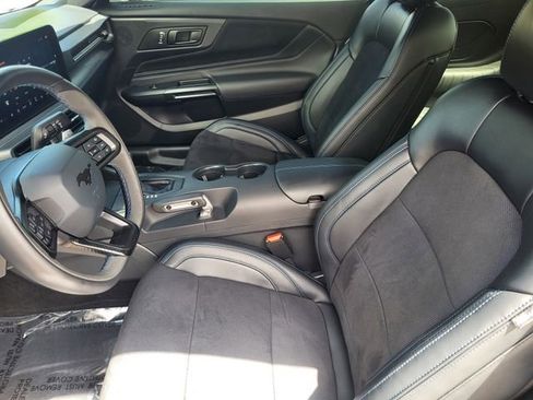 Used 2025 Ford Mustang Dark Horse RWD image 19