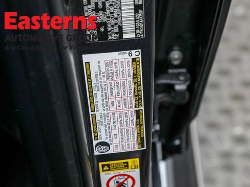 Used 2015 Toyota 4Runner Limited image 36