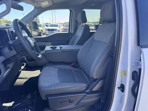 Used 2024 Ford F250 XLT image 16