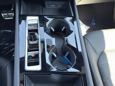 New 2026 Volkswagen Atlas Cross Sport SEL R-Line image 27