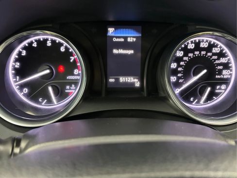 Used 2018 Toyota Camry LE FWD image 23