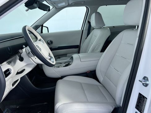 Used 2026 Hyundai Palisade Calligraphy AWD/4WD image 12