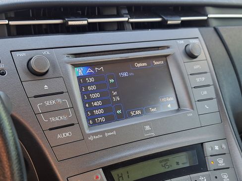 Used 2012 Toyota Prius Four image 20