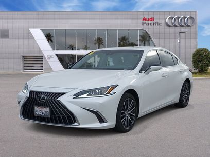 Used 2024 Lexus ES 300h w/ Premium Package