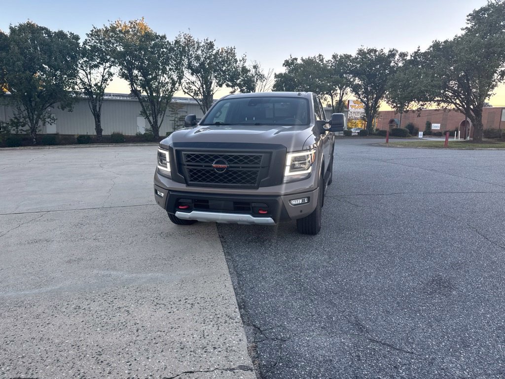 Used 2021 Nissan Titan PRO-4X w/ Pro-4x Convenience Package AWD/4WD image 2