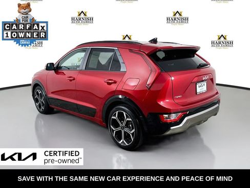 Used 2025 Kia Niro EX Touring FWD image 5
