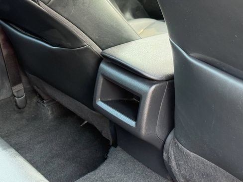 Used 2022 Toyota Camry SE FWD image 21