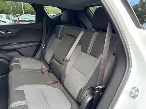 Used 2025 Chevrolet Blazer LT FWD image 38