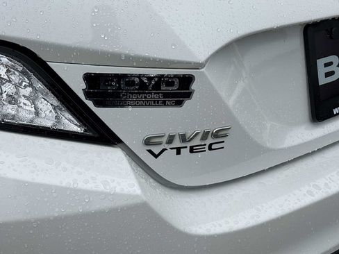 Used 2017 Honda Civic EX-L image 29