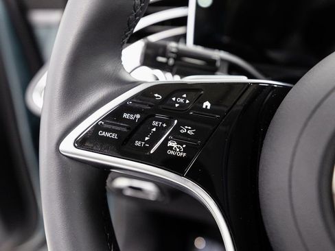 Certified 2024 Mercedes-Benz E 350 4MATIC Sedan image 11