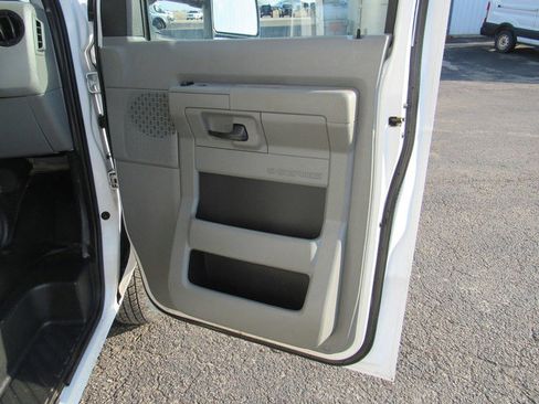 Used 2023 Ford E-350 and Econoline 350 Super Duty w/ Power Windows & Locks Group image 12