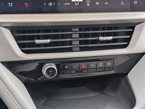 New 2025 Ford Explorer Active w/ Active Comfort Package AWD/4WD image 40