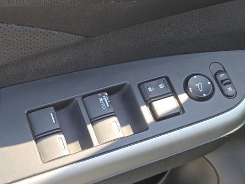 Used 2015 Honda CR-V EX-L image 25