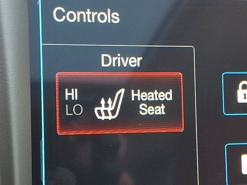 Used 2017 Maserati Levante w/ Sport Package image 24