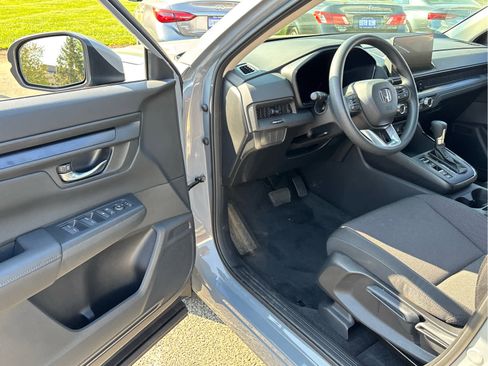 Used 2026 Honda CR-V LX image 7