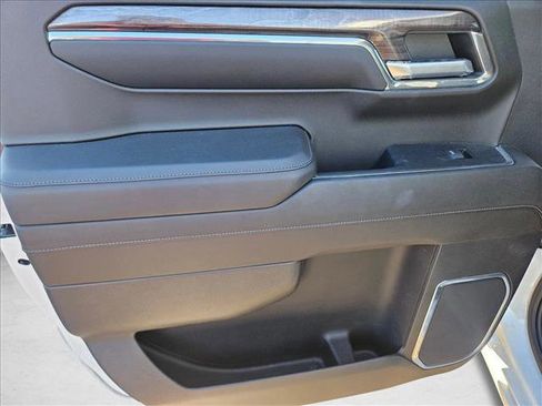 Used 2024 Chevrolet Silverado 1500 LTZ image 9