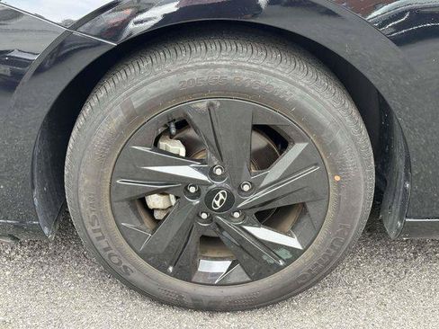 Certified 2023 Hyundai Elantra SEL FWD image 10