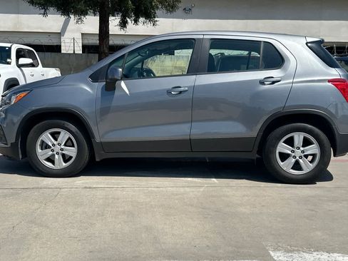 Used 2020 Chevrolet Trax LS FWD image 6