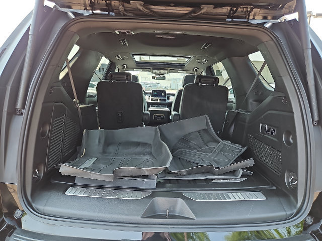 Used 2024 Chevrolet Tahoe RST w/ Luxury Package AWD/4WD image 35