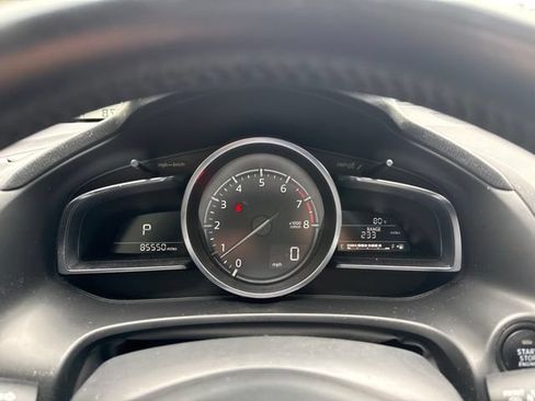 Used 2018 MAZDA MAZDA3 Grand Touring w/ Premium Equipment Package FWD image 19