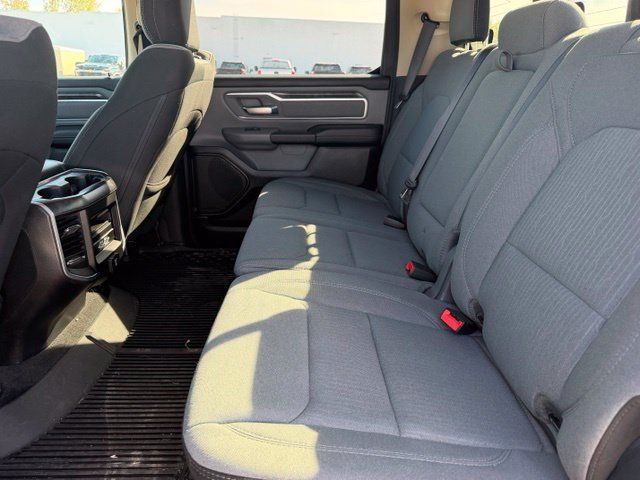 Used 2020 RAM 1500 Big Horn AWD/4WD image 6