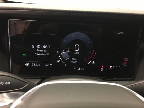 Used 2025 GMC Terrain Elevation image 24